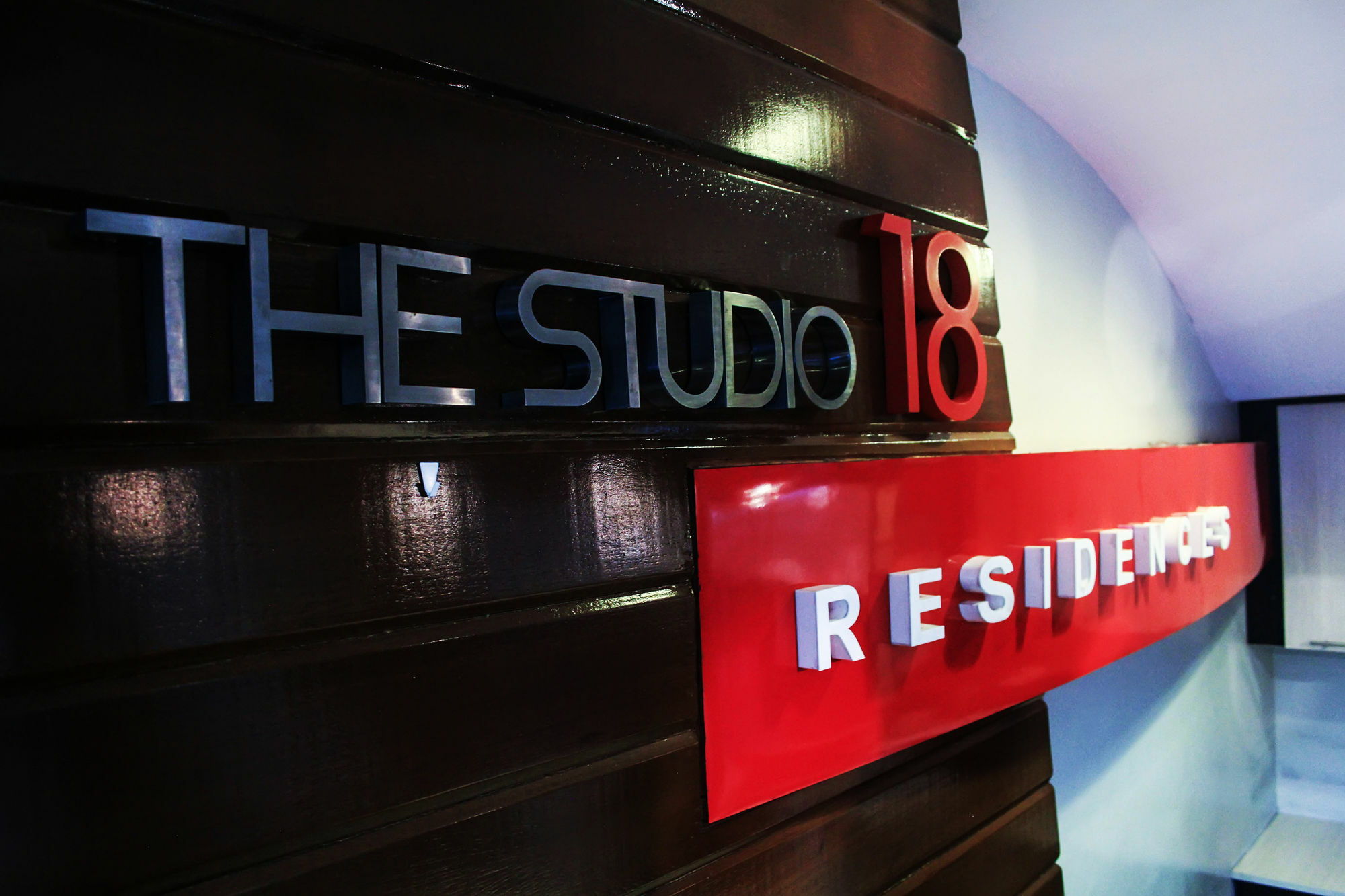 The Studio 18 Residences Manila Exterior foto